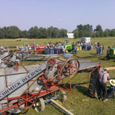 Mid-american-threshing-antiques